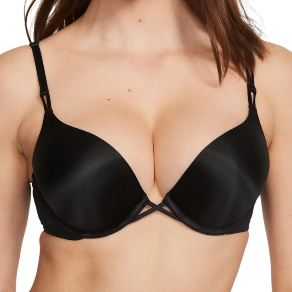 Victoria’s Secret Very Sexy Bombshell Add 2 Cups Smooth Push Up Bra